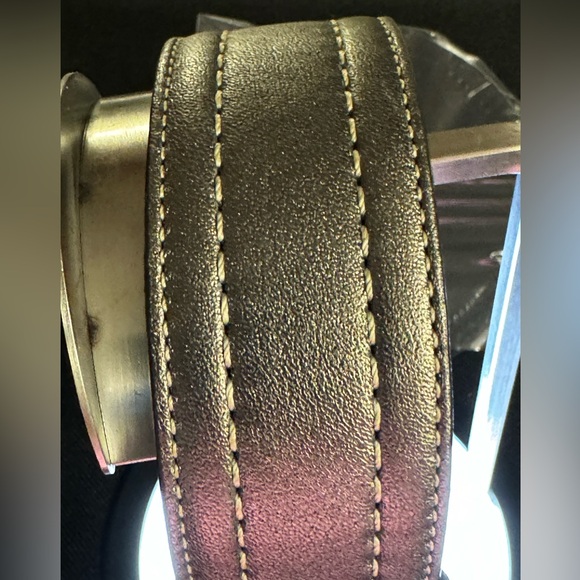 COACH HOLIDAY Grey/Pink Leather/Mixed Signature Patchwork Crossbody Purse EUC - Picture 15 of 17